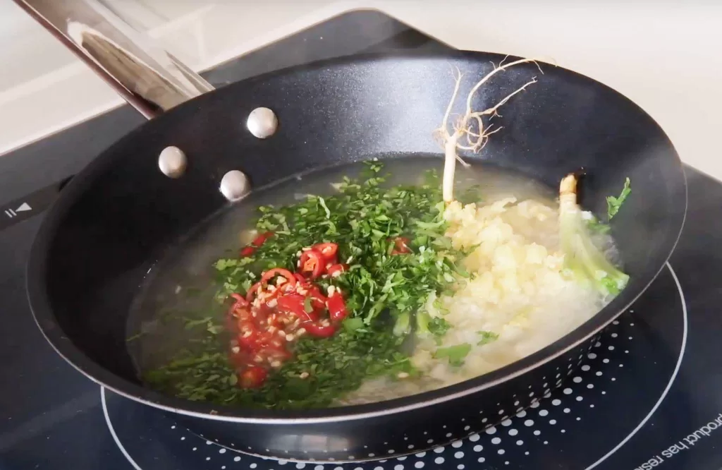 Cooking the broth in a pan