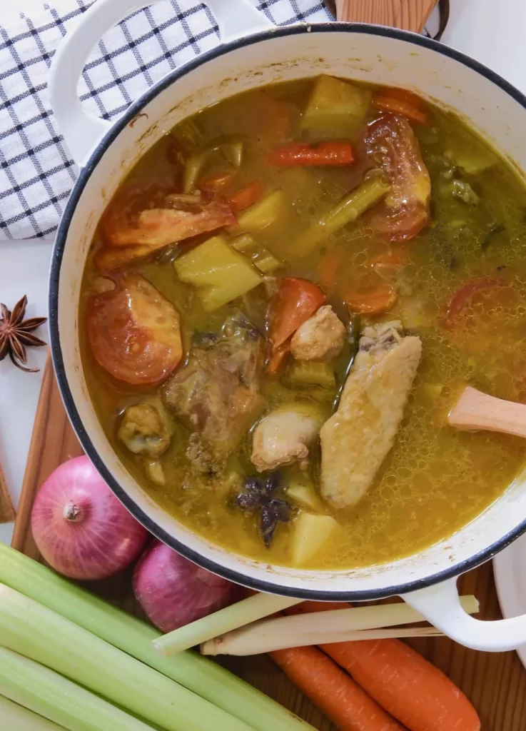 Anti-inflammatory chicken soup in a pot