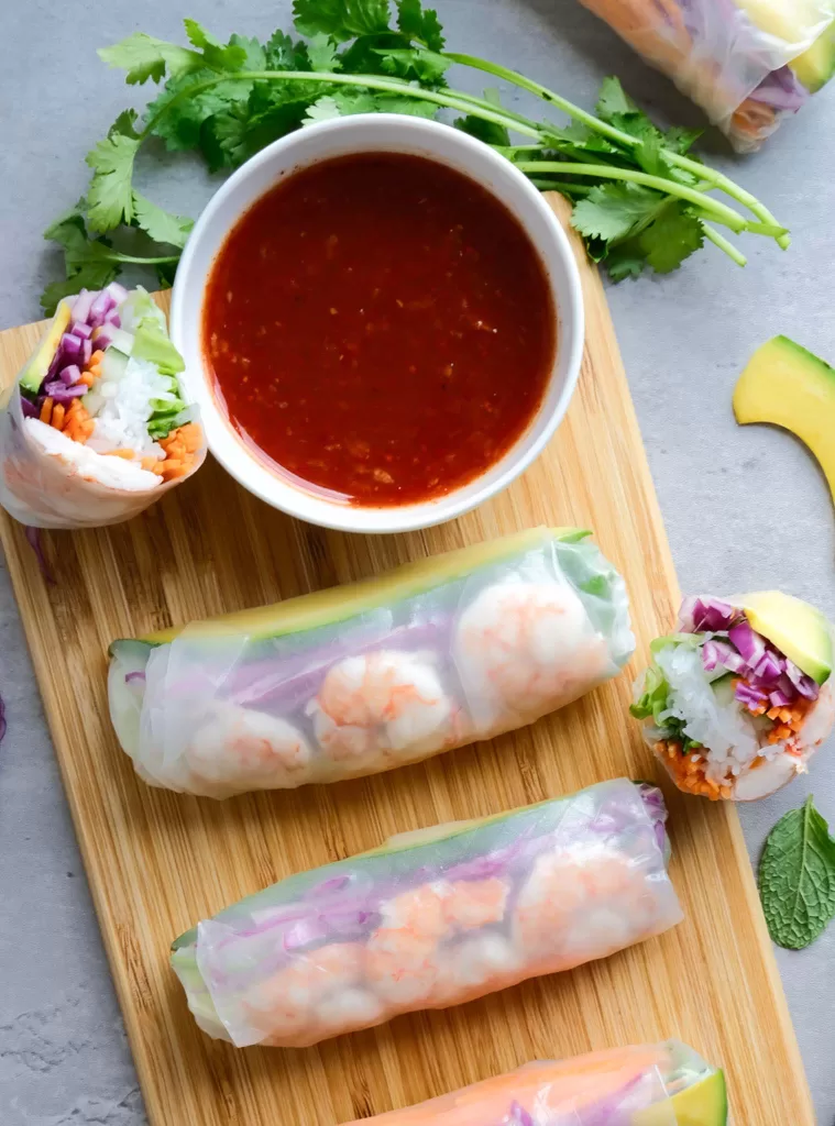 VIETNAMESE FRESH SALAD ROLLS WITH CHILI GARLIC SAUCE