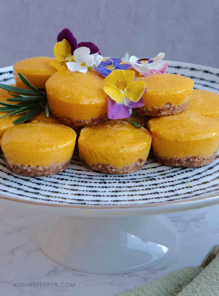 Frozen mango tarts - with natural sweeteners