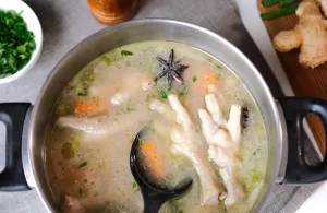 Asian ginger chicken feet soup