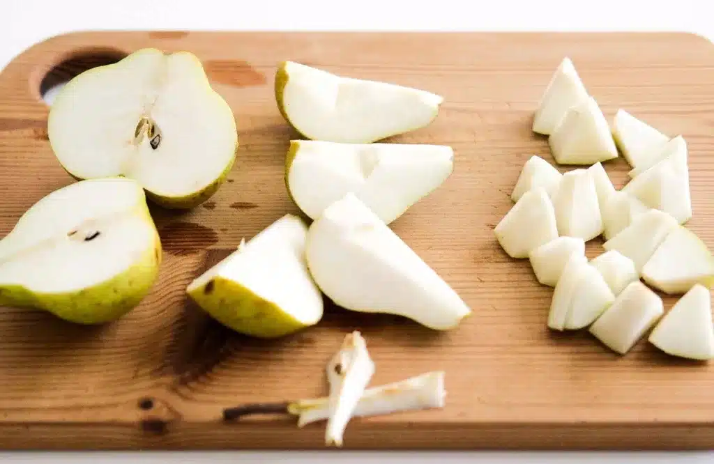 Prepping the pear_How to cut the pear