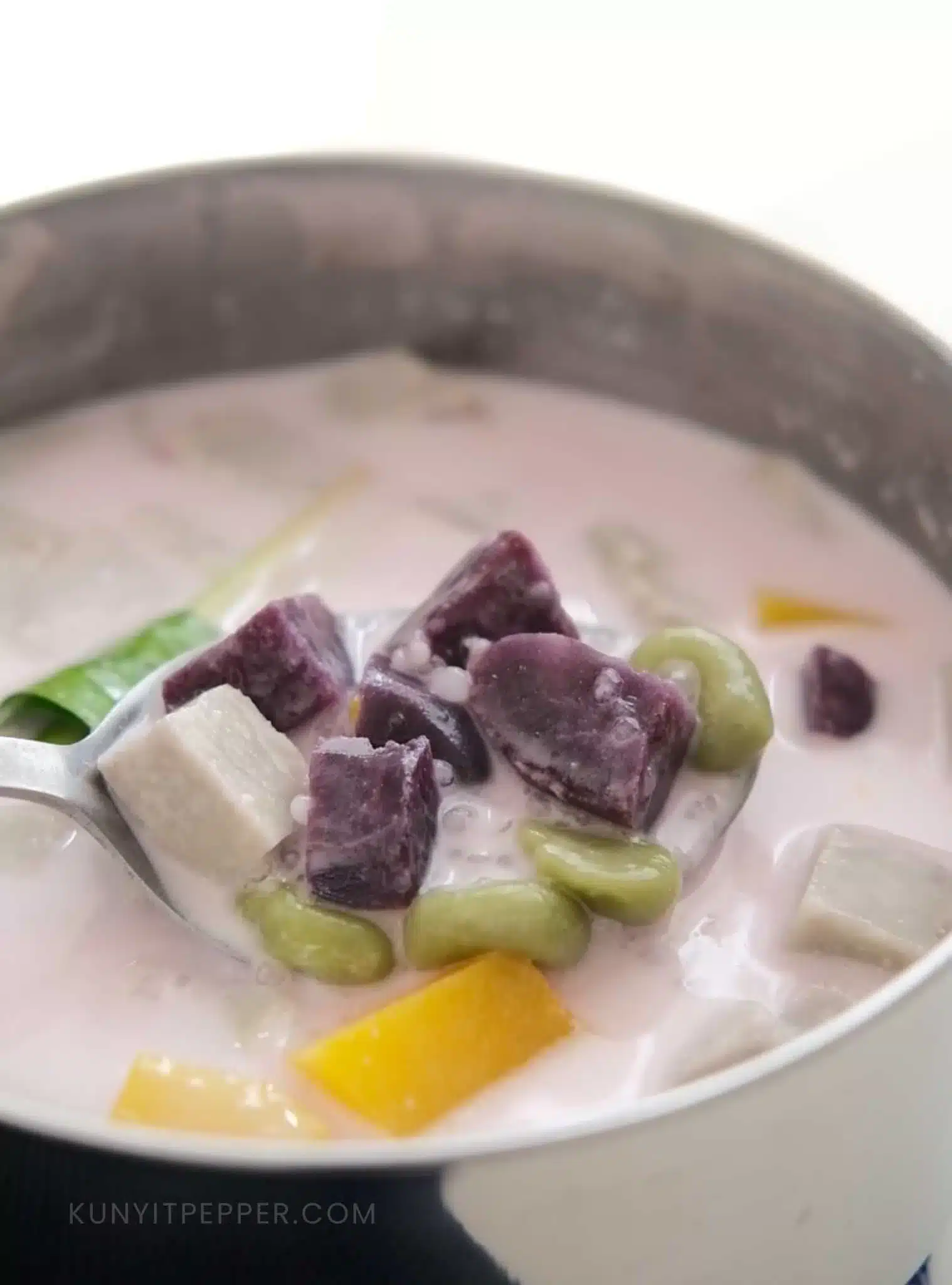 Coconut Milk Sago Dessert - Bubur Cha Cha