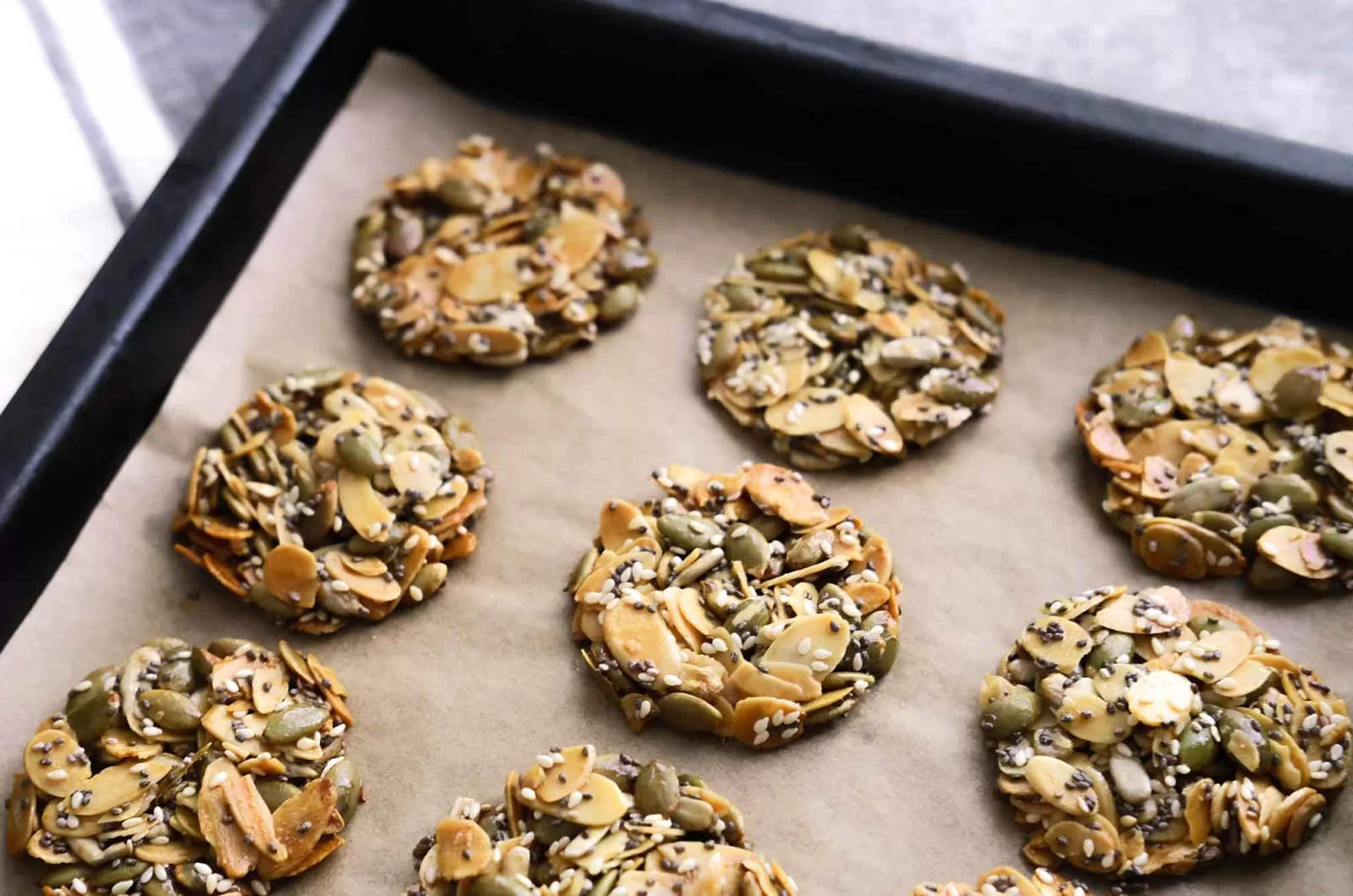 Easy Almond Florentine Cookies with Honey (No Flour)