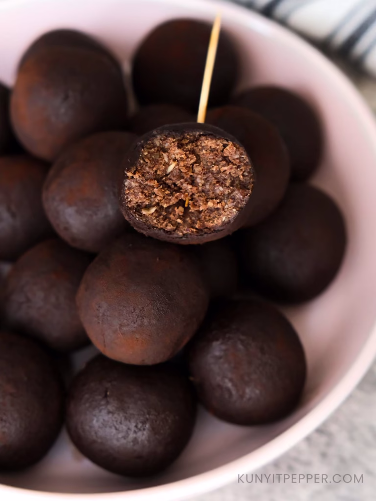 High Fiber Peanut Butter Oat Balls with Chocolate and Flaxseed